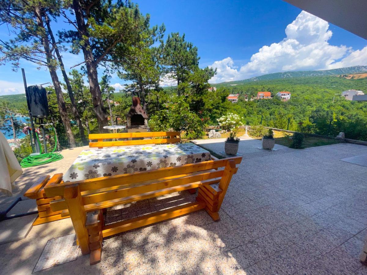 Apartmani Combaj Jadranovo Exterior photo