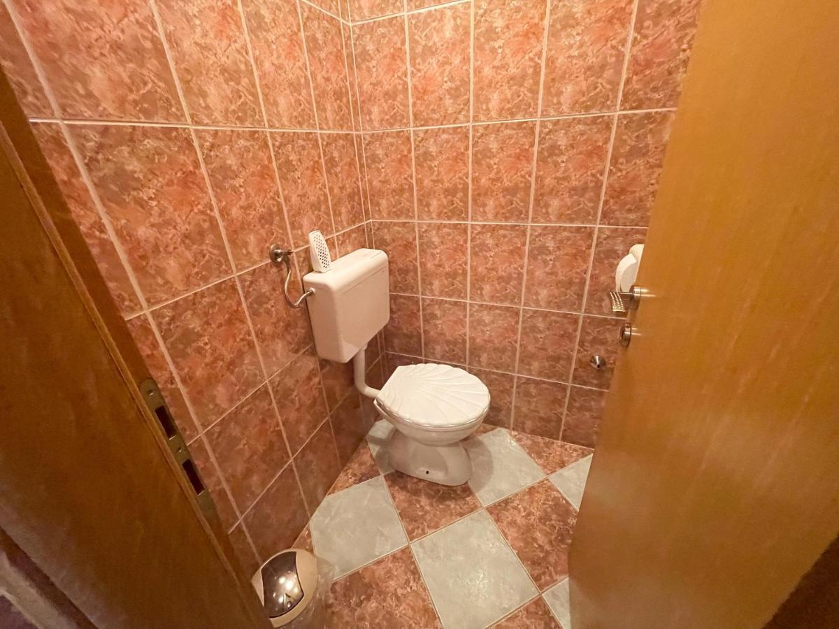 Apartmani Combaj Jadranovo Exterior photo